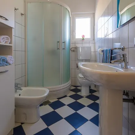 Briski 公寓 茨里克韦尼察