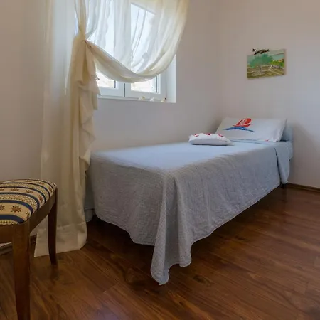 Apartment Briski *