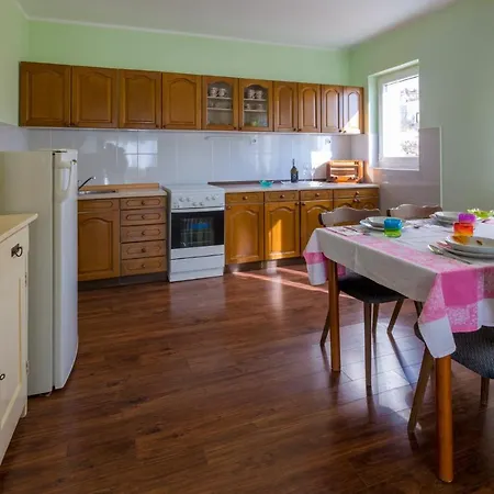 Briski * 茨里克韦尼察